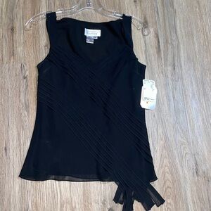 NWT Adrianna Papell sleeveless blouse size - 6